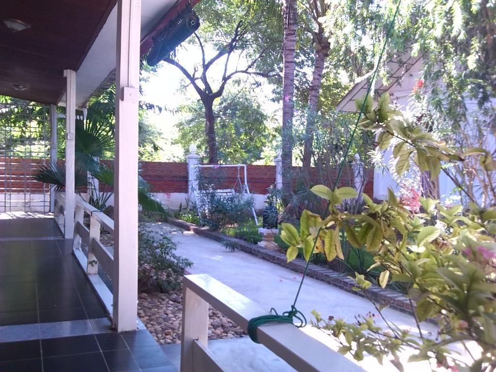 Lawkanat Hotel พุกาม ภายนอก รูปภาพ