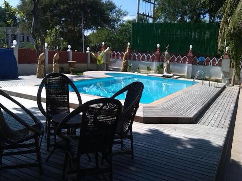 Lawkanat Hotel พุกาม ภายนอก รูปภาพ