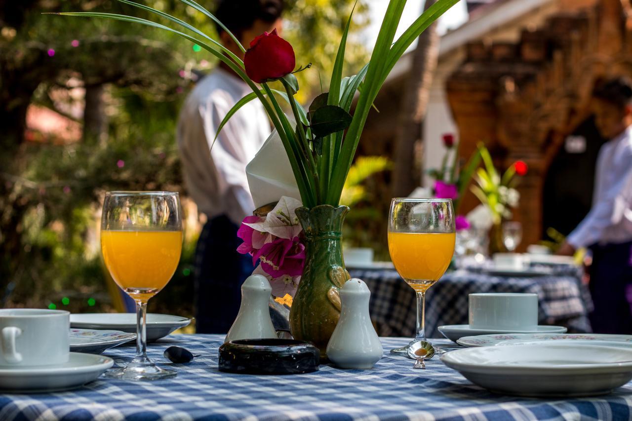 Lawkanat Hotel พุกาม ภายนอก รูปภาพ