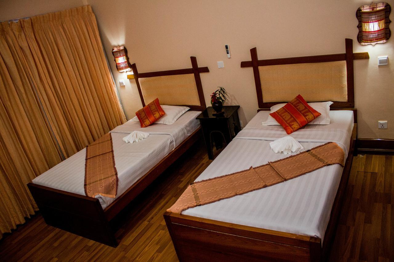 Lawkanat Hotel พุกาม ภายนอก รูปภาพ