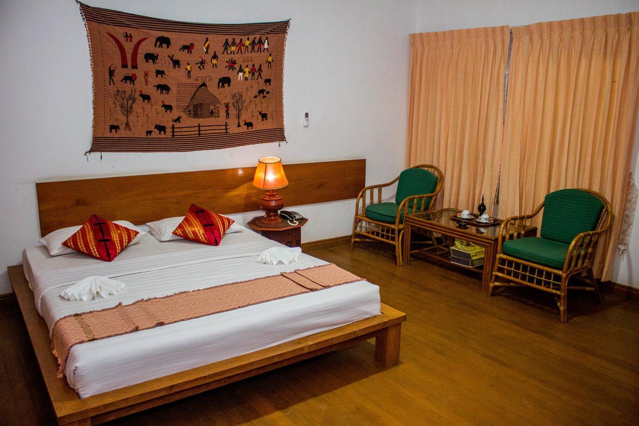 Lawkanat Hotel พุกาม ภายนอก รูปภาพ
